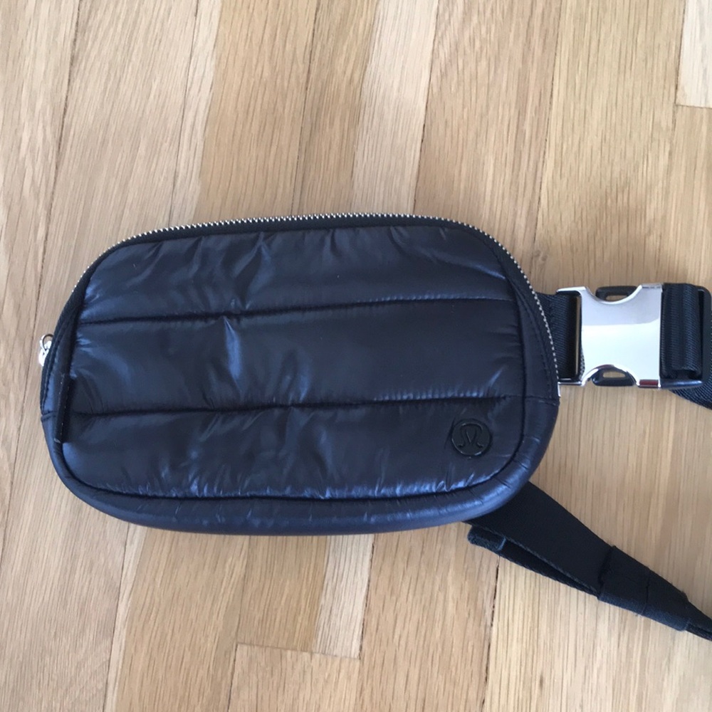Quilted belt bag (1L size)